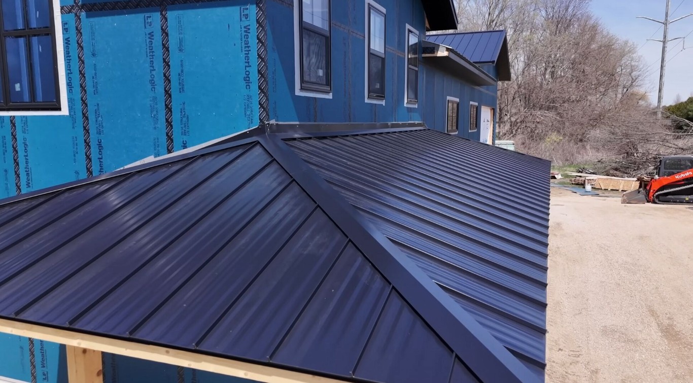 Energy-efficient modern metal roof installation in Kendale Lakes, FL